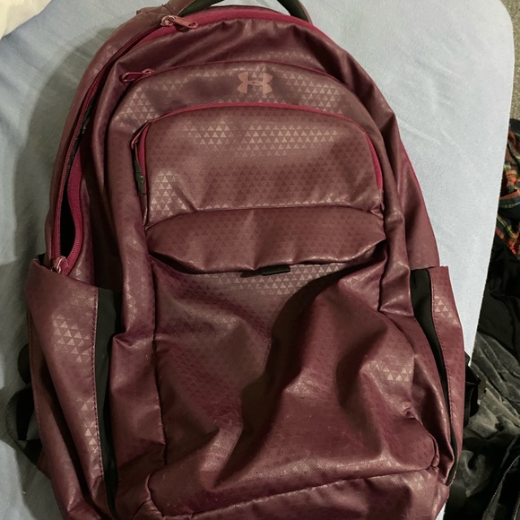 Under Armour Backpack - Picture 1 of 2